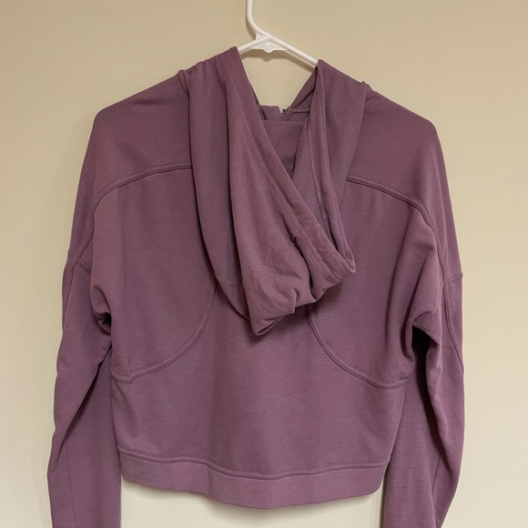 Lululemon cropped zip up - Picture 2 of 3
